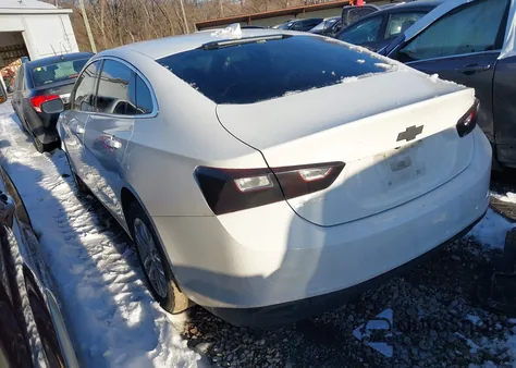 2017 Chevrolet Malibu 1Lt из США, поврежденный, VIN 1G1ZE5ST4HF236097